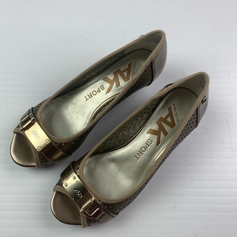 AK Anne Klein Sport Womens Wedge Open Toe Slip On Shoes Size 5.5 Gold
